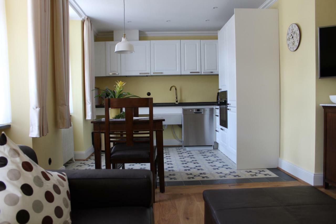 Logierhaus Stadt Lyon Apartment *
